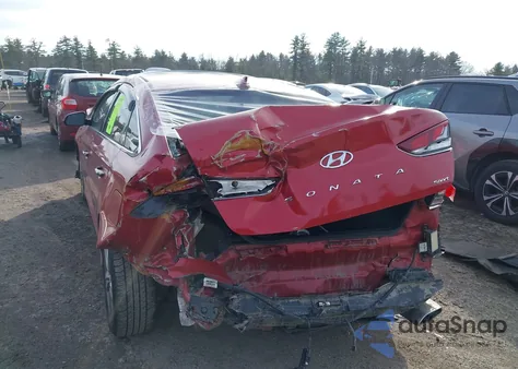 2018 Hyundai Sonata Sport z USA, uszkodzony, nr VIN 5NPE34AF0JH639040